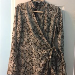 Snakeskin wrap dress 💫